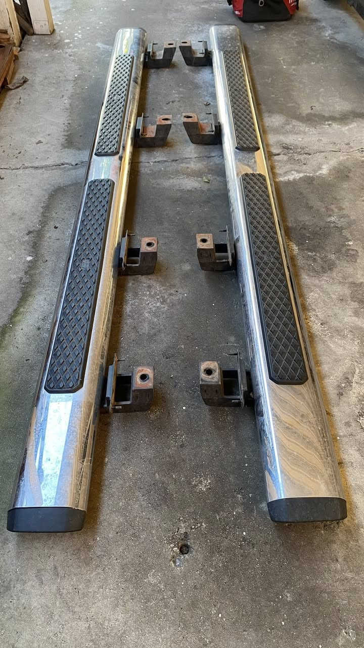 من رخصه الادمن المحترم
للبيع دوسات كلاديتور اصليه امريكيه
***********
