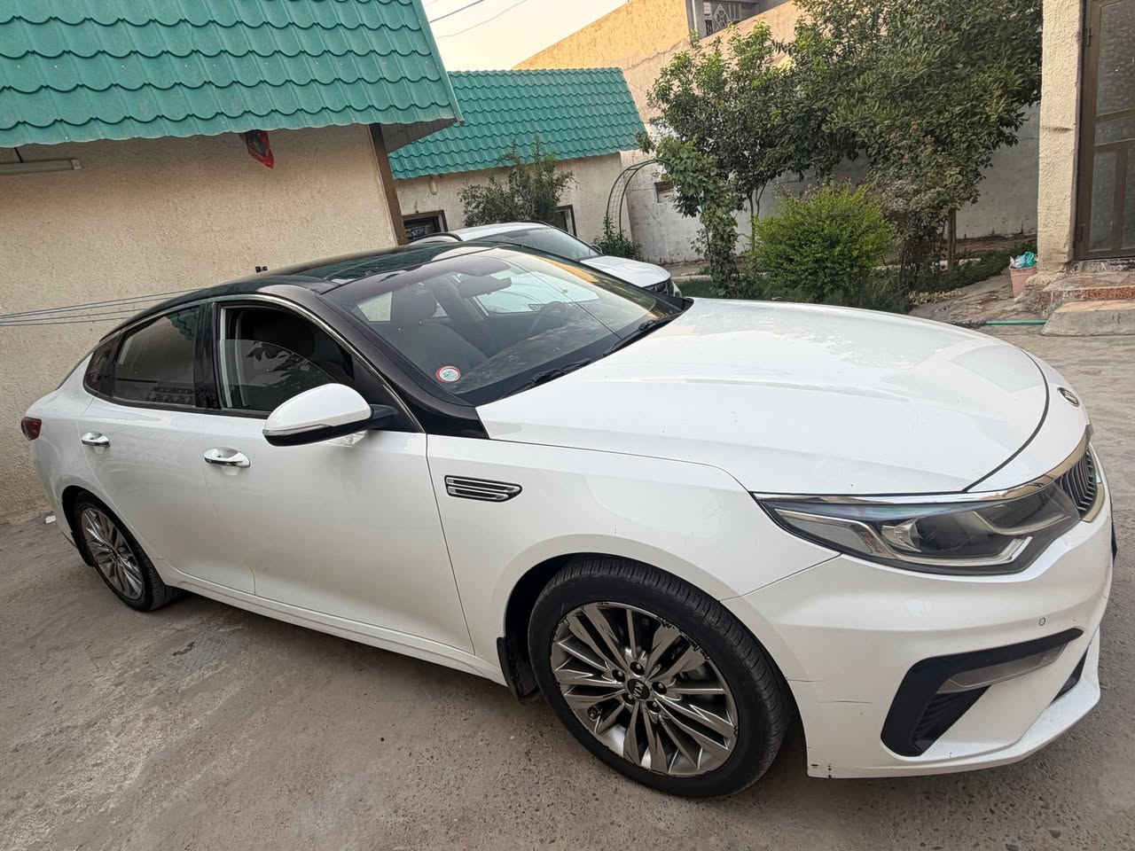 السلام عليكم بيع مستعجل
كيا اوبتما. خليجي 2019 مكفول عام 
من كلشي. بيها بارد طخات موضحات بالسونار 
ممشه 150 
بانوراما   بصمه. 
تبريد قطعتين 
مواصفات الاوبتما معروفه 
السعر 165. للشراي بيها مجال بسيط  
مكاني بغداد المدائن  
بيع فقط للتواصل خاص أو الرقم 
***********
