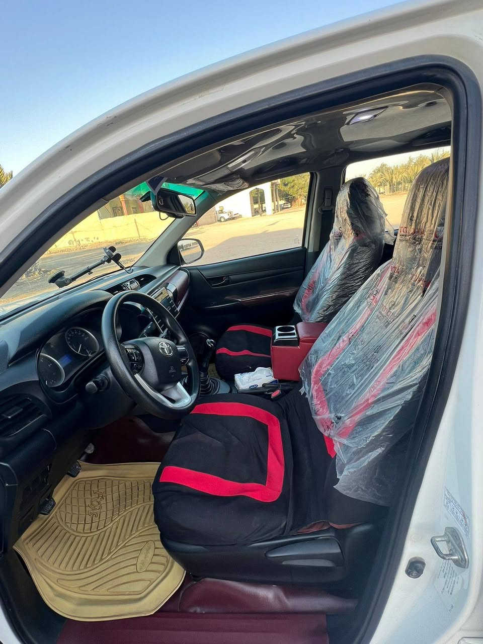 سلام عليكم بيك أب موديل 2016 كاز كير عادي ضربته جاملق وبنيد امبدلات الأصلي ضربته ما واصله للعرضانيه ولا شواصي كله كفاله كير محرك كفاله السياره جاهزه رقم أربيل السنويه منتهيه السياره أحله من الصور السعر145 وبيه مجال رقم الهاتف *********** الزبير, البصرة
