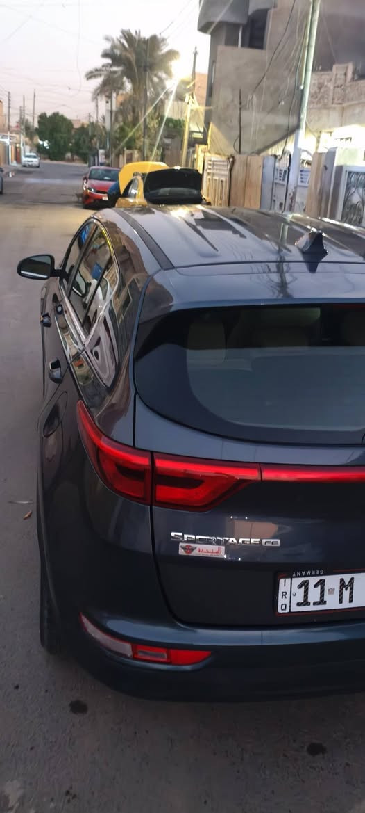 سبورتج 2019 حلوه ونضيفه مكانهة بغداد السيديه 
 رقم بغداد وعلئ ايدي ماشيه 70 الف حقيقي  سياره مال بيت  كدامك صور وكلشي  بسمي تحويل ثاني يوم. سعر 155 وبيها مجال      رقمي.  ***********3
 ♥️🌹
