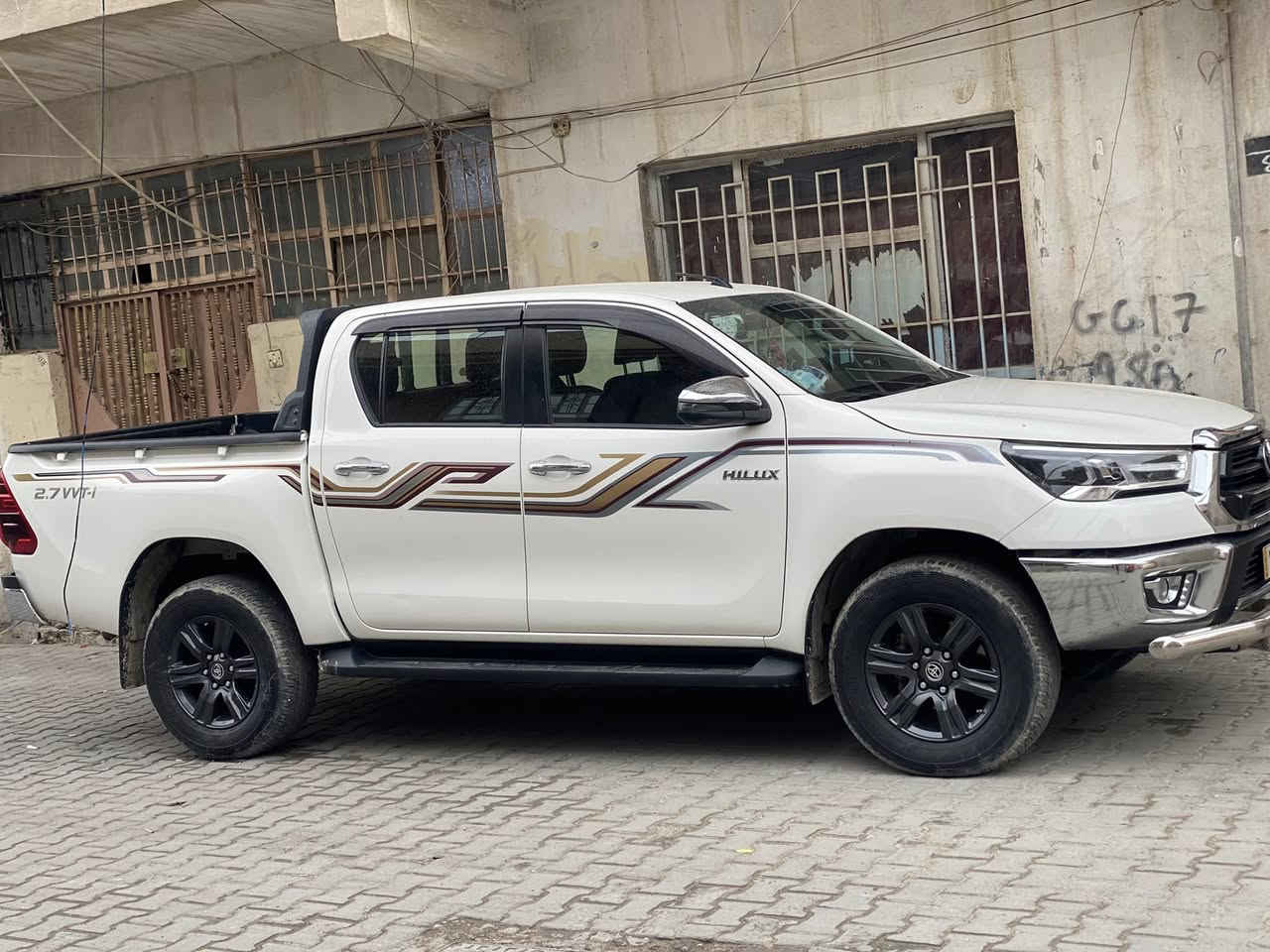 السلام عليكم ورحمة بيكم هايلوكس موديل 2021كفاله عامه رقم اربيل ماشي 63 موصفات فول مكان سيارة بغداد المحمودية
واتساب اتصل ***********
***********
