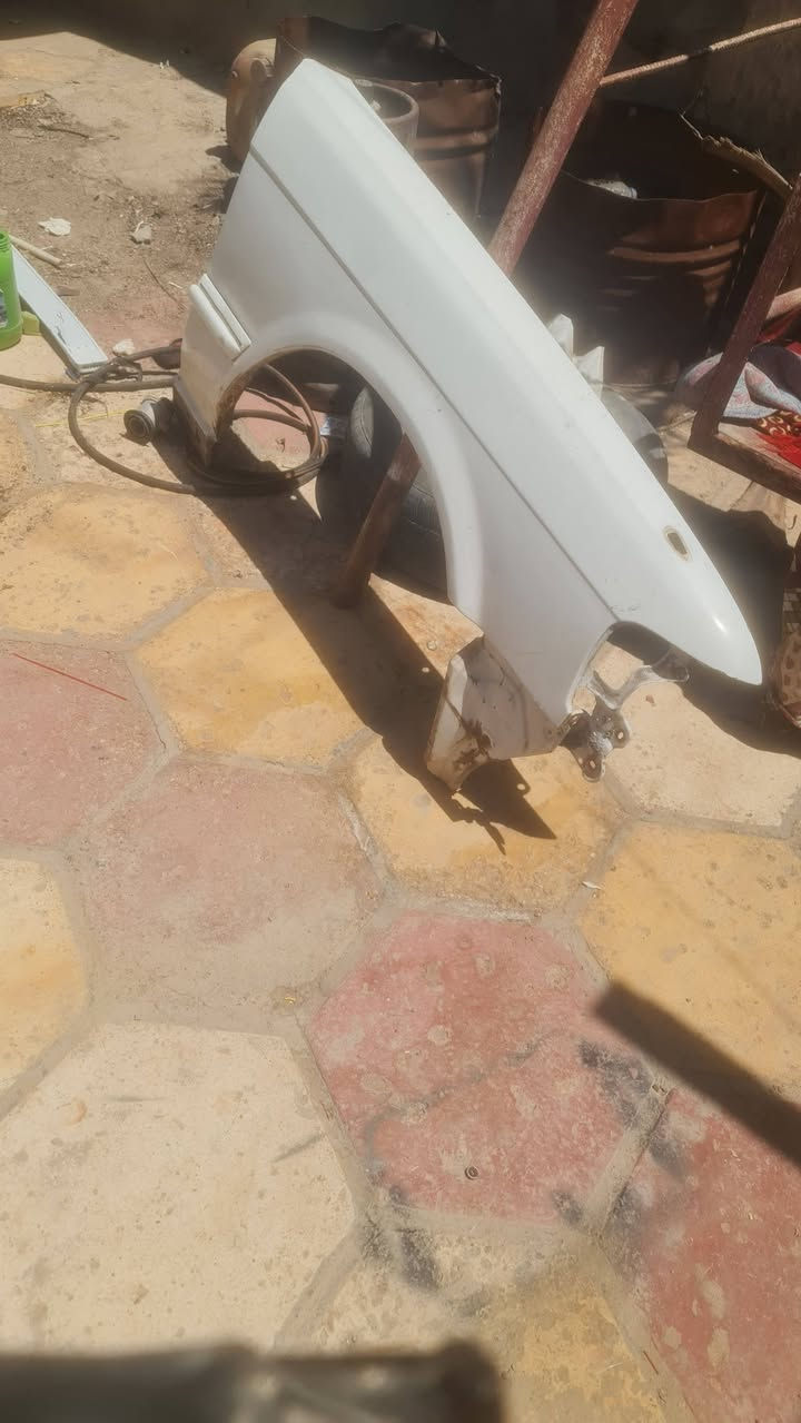 سلام عليكم  غراض ارنب جاملغات 2 وبيبان 4فارغات  غبق جنطه  السعر250 ***********
