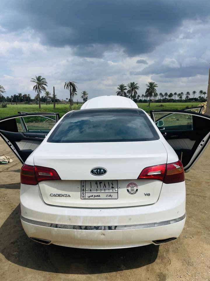 السلام عليكم ورحمه الله وبركاته كيا كادنزا2013 رقم بغداد فول مواصفات يعني Vip السونار موجود بالمنشور مكان السياره ديوانيه مهناويه رقم الهاتف *********** بي وتساب السعر المطلوب115 وبيه مجال
