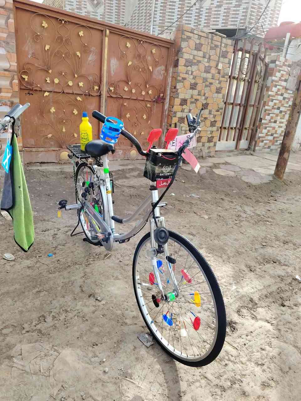 سلام عليكم بايسكل للبيع حجم 26مؤديل 2017المكان ديؤانيه السعر 140وبي مجال للطيبين الي يريد يشتري يجي خاص


**إذا كنت صاحب هذا الإعلان وتريد حذفه لأي سبب، رجاءا أرسل رسالة إلى الدعم الفني**