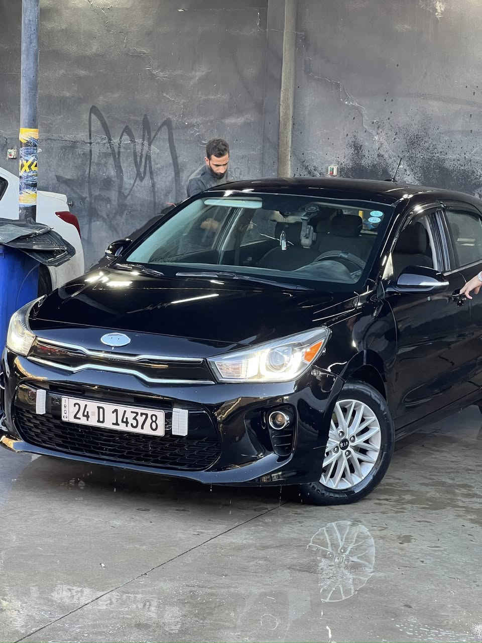 للبيع كيا ريو 2018
بصمه سلايت 
هيتر كشنات هيتر ستيرن 
تحديد مسار سياره فول رقم جديد هزه جديده كير At ادفع سعر بما يرضي الله


**إذا كنت صاحب هذا الإعلان وتريد حذفه لأي سبب، رجاءا أرسل رسالة إلى الدعم الفني**