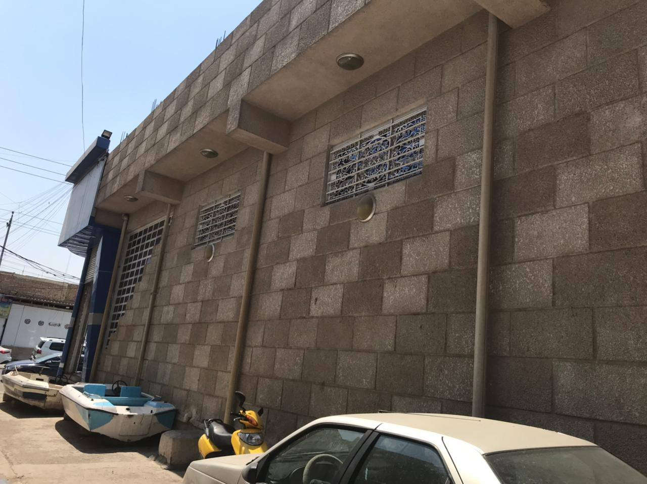 سلام عليكم بناية حديثة للبيع تجارية ملك طابو صرف مساحة 300 متر كرخ رحمانيه شارع عام بداية مدخل الرحمانيه تفاصيل سعر ***********
