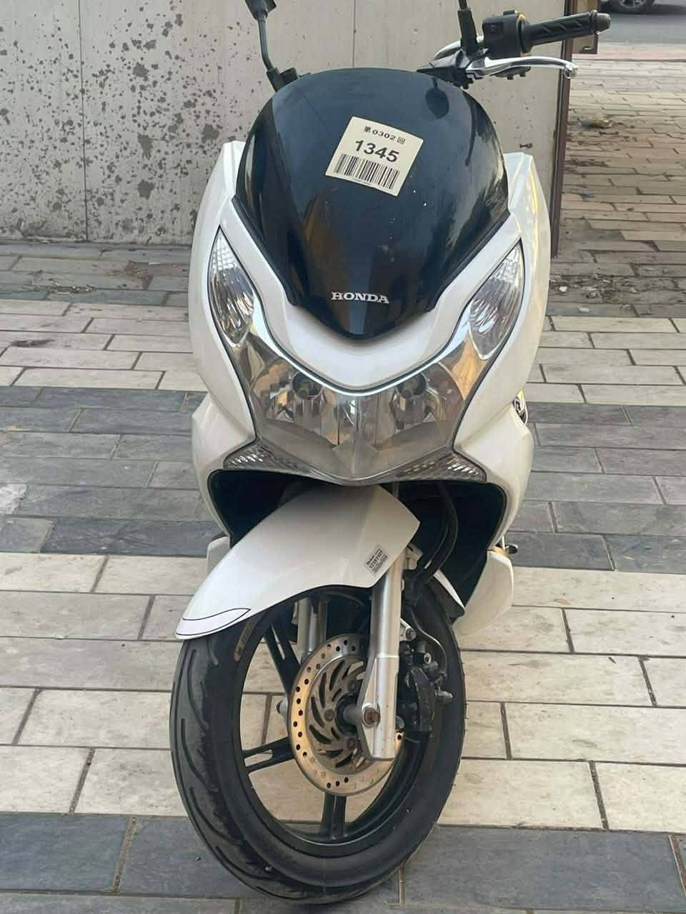 السلام عليكم للبيع دراجه pcxجيل الاول مديل 16 دراجة مال رمبه ماخذها رمبه الدراجه وأعلى ايدي ياباني الاصلي دراجه جديده مال جناي وعلئ ايدي لون مميز حجم مكينه 《150》
ياباني الاصلي دراجه كامله أستان كهربائي حساس ازدحام حرف دراجه جديده الدراجه مكينه لوك شلعه معدل خير من اللّٰه دراجه تكول جديده بمعنئ الكلمه واحلا من الصور مال جناي المكان بغداد الكرخ دراجة مكفوله اي نقص مابيه السعر مليون و300الف الأتصال على الرقم ***********

ا
