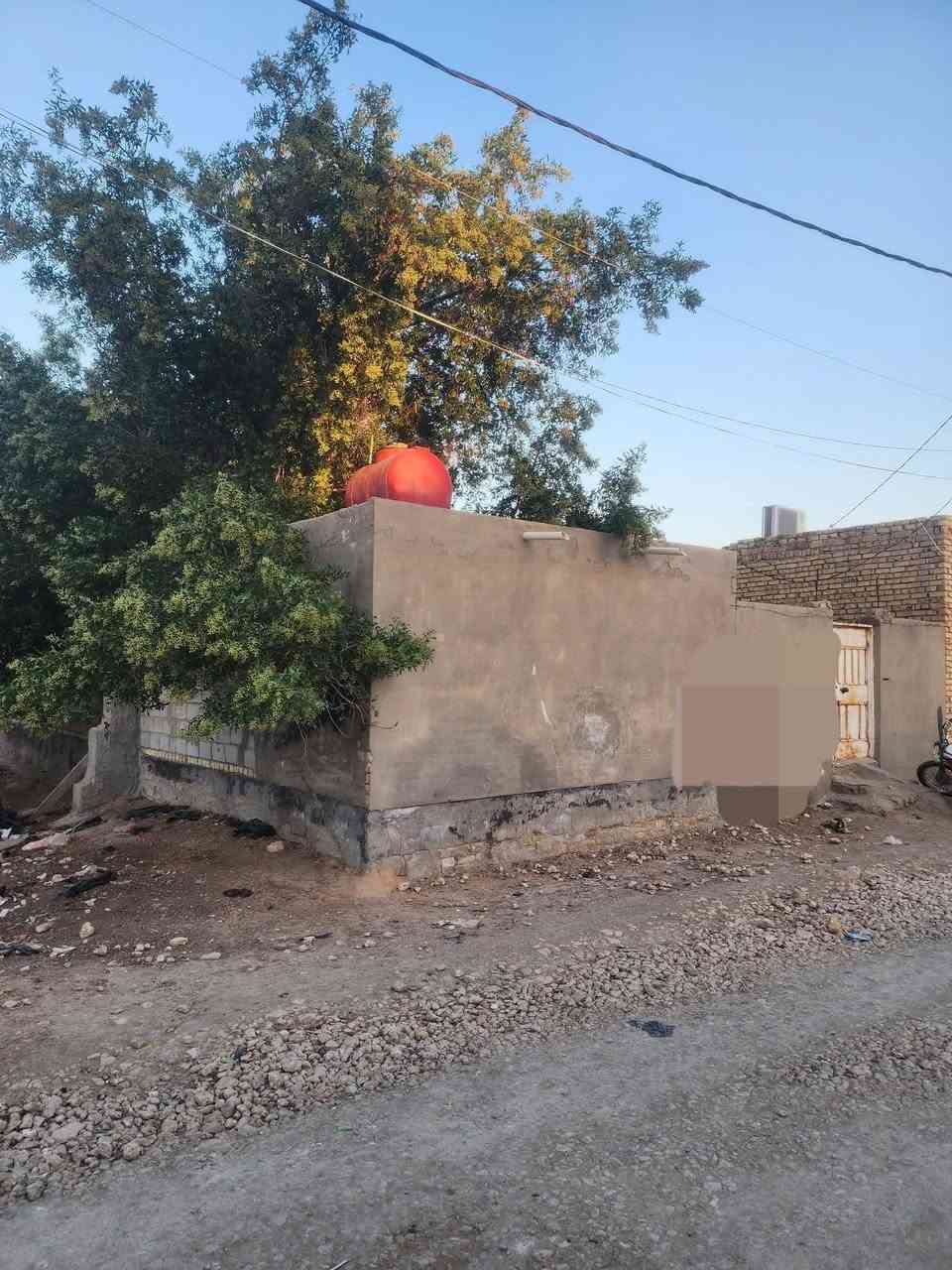 بيت للبيع طابو صرف حي اور الولى مساحه ٢٠٠ متر ثاني بيت عن الركن قرب كمال عبد الواحد البيت غير كامل الاستفسار على الرقم *********** /
