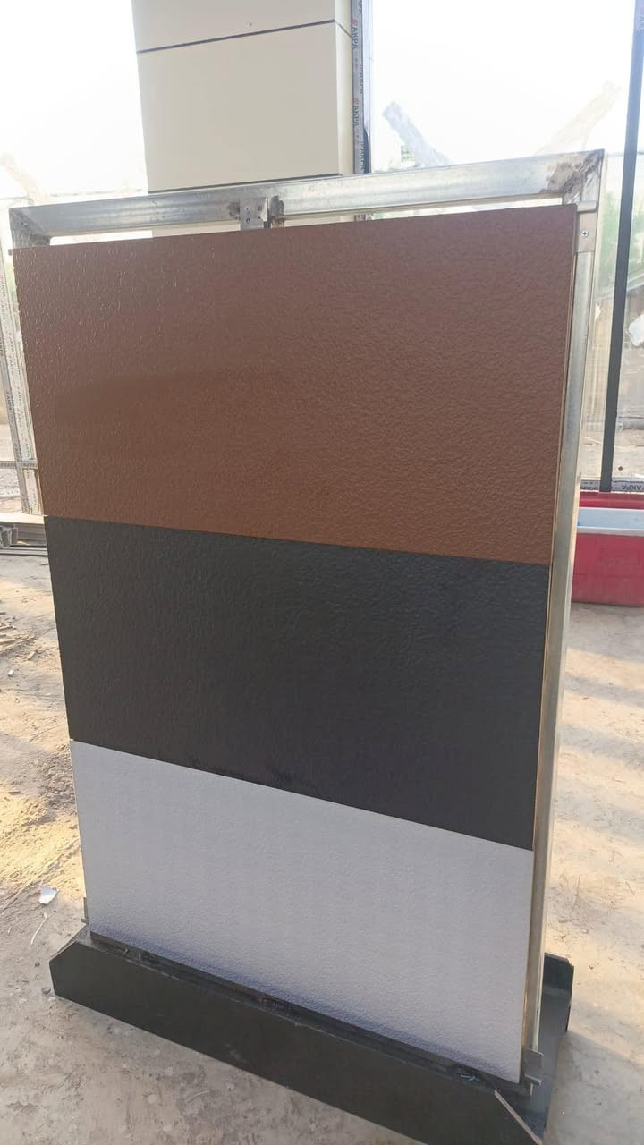 اليوم بعون الله تم وصول بورسلين ميكانيكي 60x120الوان وشكل الفرونتك طبق الاصل 
شي راقي ومميز في الواجهات الحديثه للمحلات التجاريه والبنايات
***********
***********
