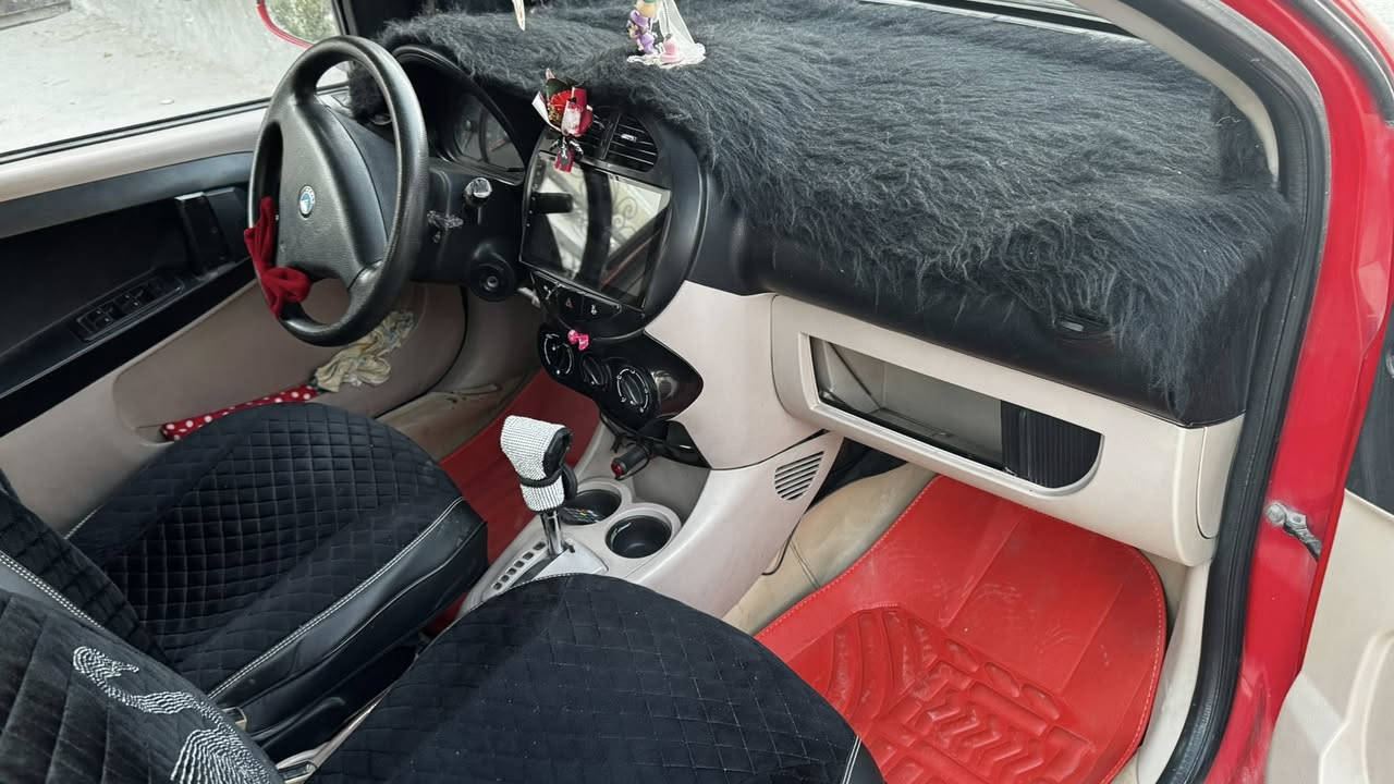 السلام عليكم
باندا موديل 2013 رقم بغداد 
كير ومحرك مكفول تخم تاير ويل كب سنويه باسمي لل شهر ال 7
نقص غاز التبريد وجامة متنزل
الله يحفظكم لحد يكسر بالسعر ماعجبك عوفه 
السعر 55 وبيهة مجال 
مكاني بغداد حي الجهاد 
***********
