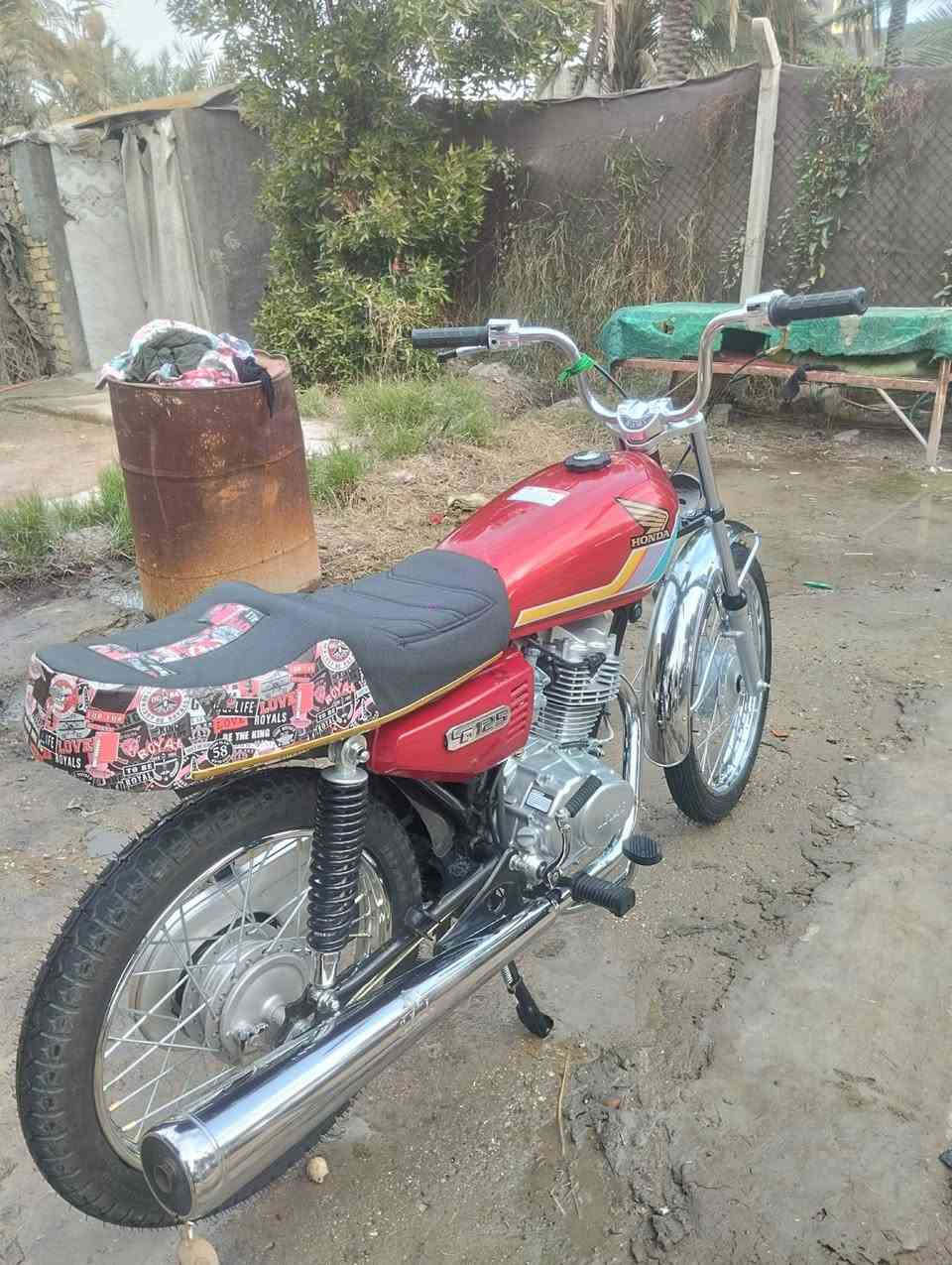 شباب تعميره جديد قبل 20يوم 1تبديلة دهن الغراض كلها 25 مكينه نامه شلامجه 25 شاصي اوراق سكنر 7اوراق موديل 26 مال نامه شلامجه بلادي خاص وتدلل *********** 875 قابل للتفاوض عنوان حله نيل
