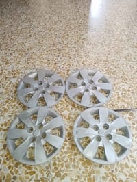 عندي كبات اللبيع السعر 55بيها مجال رقمي 07510639192