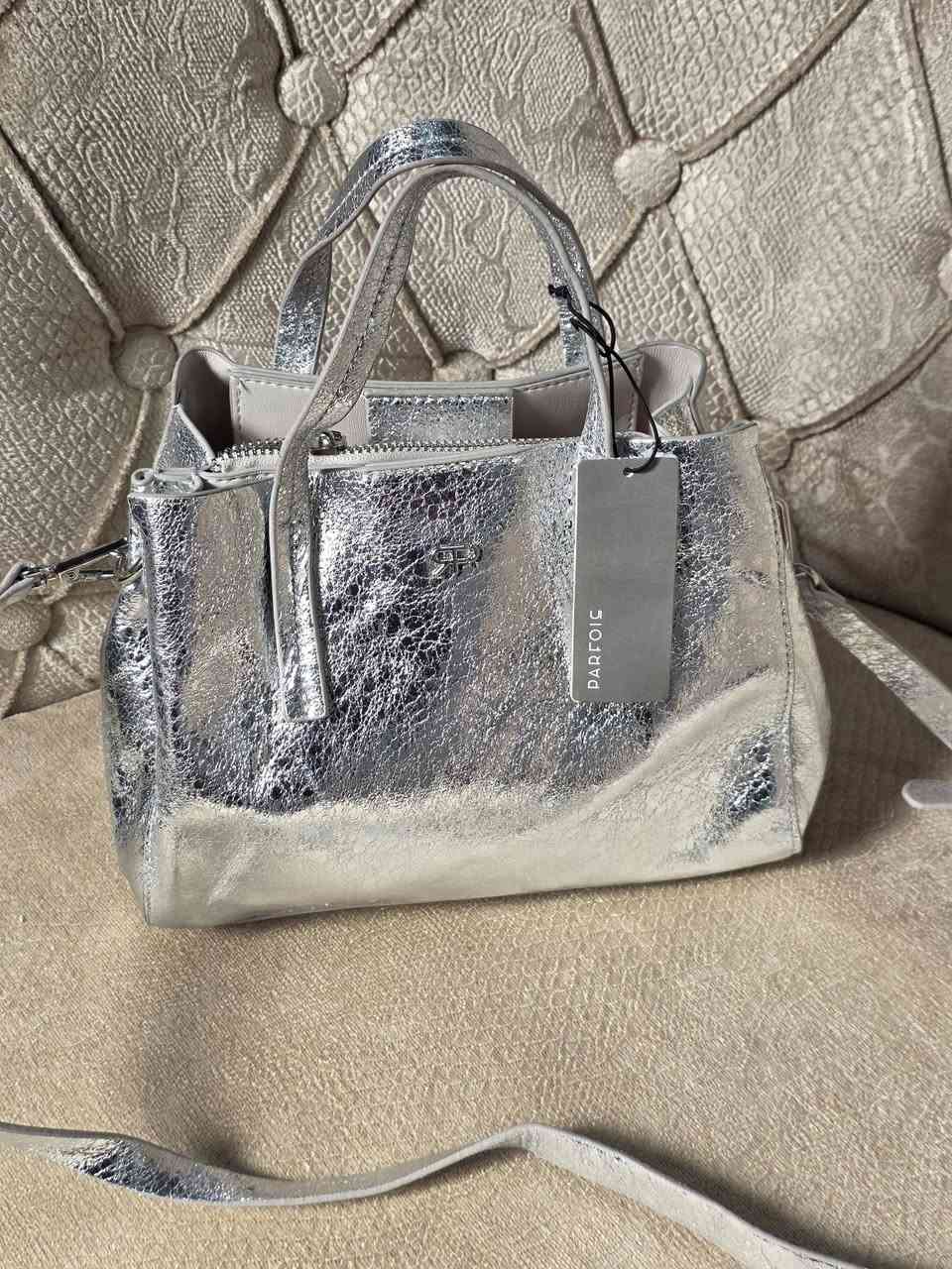 جاي. العيد اخذي احلا جنطه بسعرها. مناسب


**إذا كنت صاحب هذا الإعلان وتريد حذفه لأي سبب، رجاءا أرسل رسالة إلى الدعم الفني**