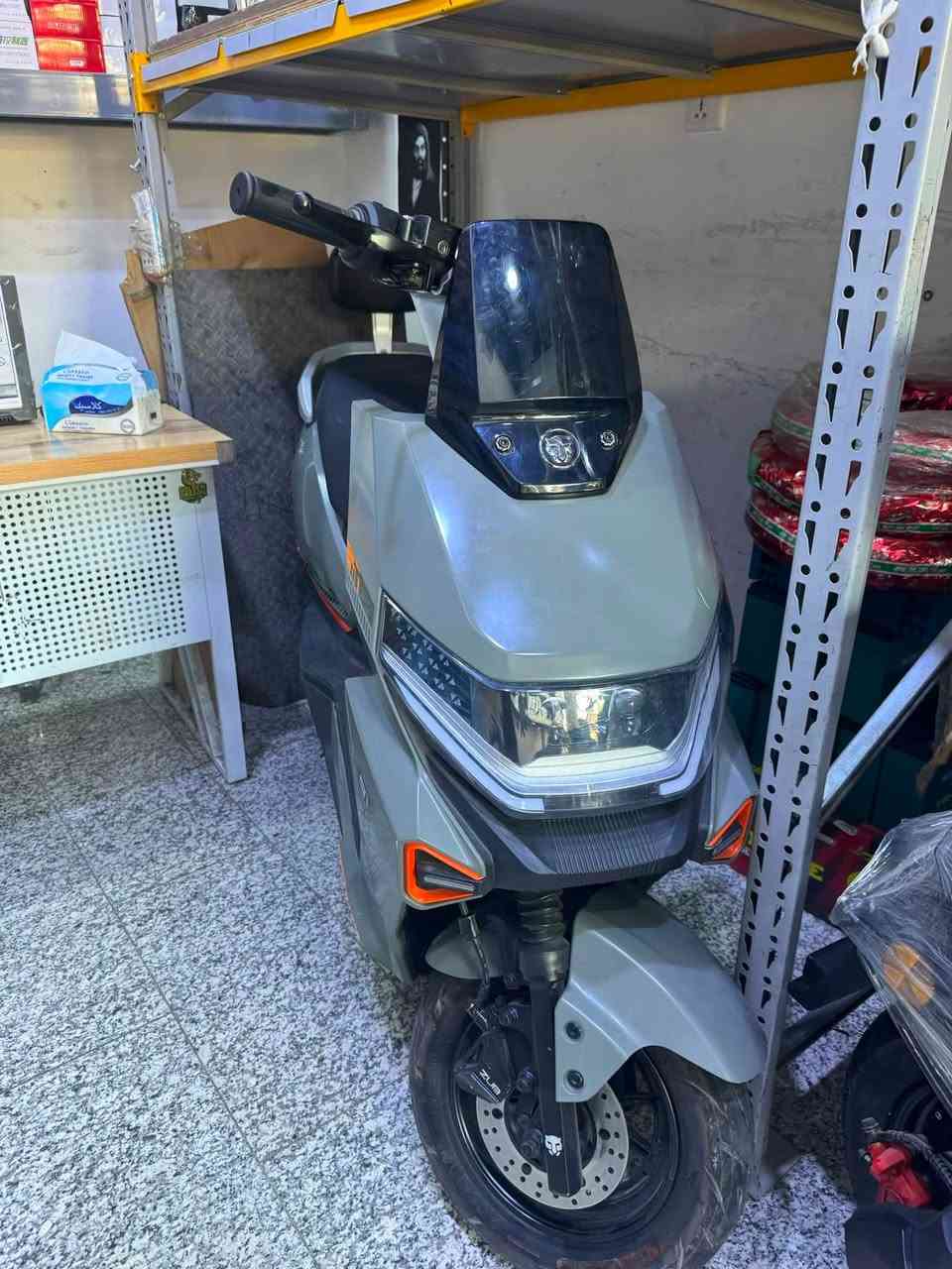 (( دراجه شحن فضائي )). 🔥🏍️

 
نظام 4 سرع 
قدرة الملف 1.500W
حجم التاير 10/300
تحتوي على نظام بلوتوث 🅱️
و تشغيل عن بعد 🛜
السرعه القصوى 60 🚀
تقطع مسافه 60 للشحنة الواحدة
 6 بطاريات حجم كبير 🔋
بطاريه موديل 2026 
ضمان لمده ثلاث اشهر 
متوفر الوان ( رصاصي . اسود . ابيض )

للاستفسار رقم ‪+964 776 098 8489‬
السعر | 1.150
مليون ومية وخمسين 

يوجد توصيل


**إذا كنت صاحب هذا الإعلان وتريد حذفه لأي سبب، رجاءا أرسل رسالة إلى الدعم الفني**