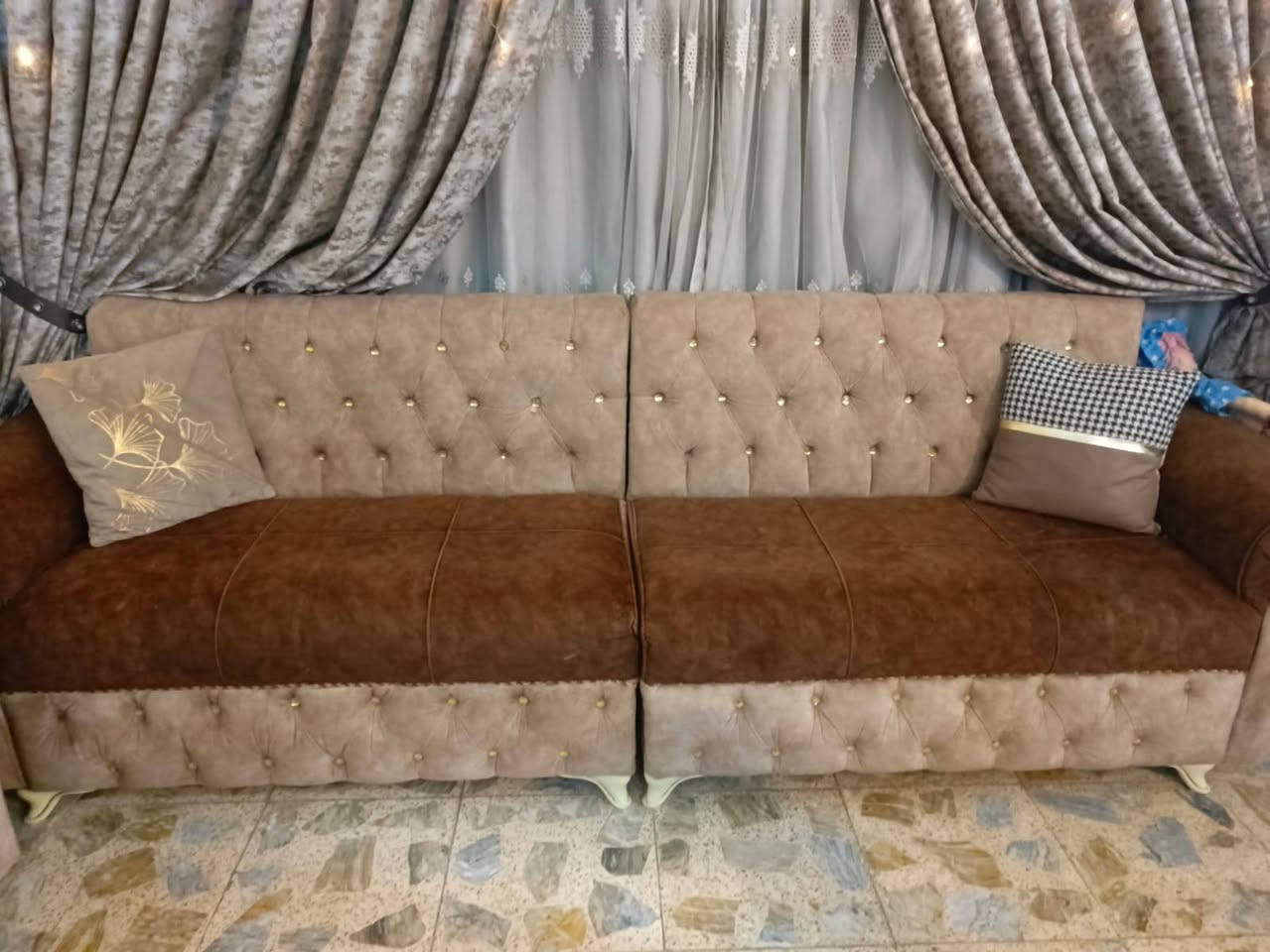 سلام عليكم للبيع قنفات بيهن بس لجعه مال صوبه تتعالج انطوني بي سعر مكاني الكاظميه


**إذا كنت صاحب هذا الإعلان وتريد حذفه لأي سبب، رجاءا أرسل رسالة إلى الدعم الفني**