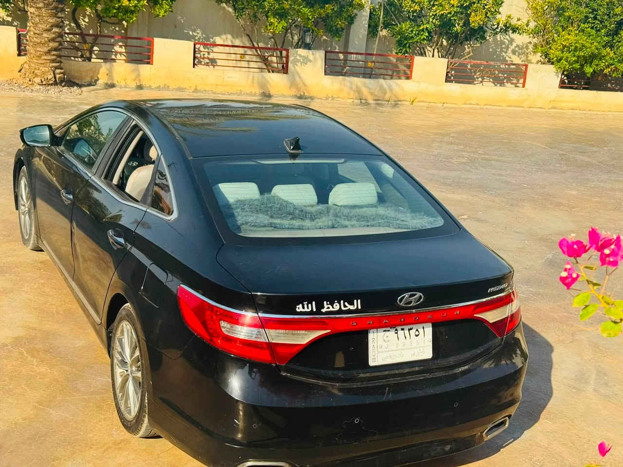 السلام عليكم سياره ازيره للبيع موديل 2017 🚗
السياره مفوله فوال ماعده بنورامه 
محرك 4
تحكمات ستيرن 
كشنات كهرب 
صدر امامي خلفي جديد
تواير جديد
المحرك مفتوح 
بيها ثلث قطع بدون دواخل 
رقم نينوئ 
سنويه لل 2027 
السياره اب اسمي شرط التحويل 
مكان السياره المرير 
السعر 135$ وبيها مجال
للتواصل ‏‪(*********** ‏)
