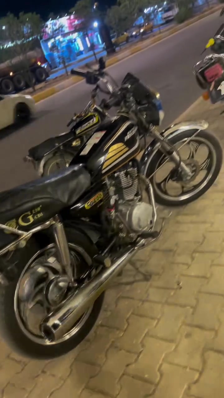 سلام عليكم للبيع دراجه نامي برو 21 لوك مكينه 200 ما مفتوح اوراق بيها دراجه كامله مكمل كله شغال سلف كهربائيات تعال افحص وشوف سعر 525 وبيها مجال للطيبين للتواصل خاص او ***********
