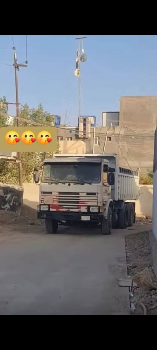 سلام عليكم سكانيا سنكل سحال بدي شمالي مكفول رقم ذي قار تحويل ثاني يوم مكينة ميه وثنعش كير خمسه بخمسه مجموعه فالفو خفيفه ام لالنكي شاصي بضروب باج لطول لطول تخم نص عمر دشبول طويل تبريد باتريات جددد مكاني واسط الكوت الاسفسار ‏‪***********‬‏
