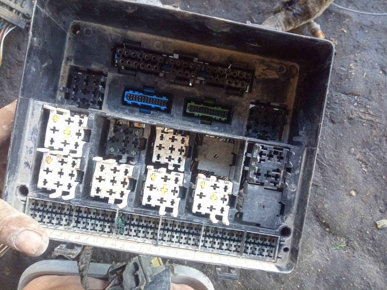 للبيع ضفيره 730شرط بلادي بدون كطع اوجطل عنبار بريك +ايبي اس +حساسات بريك المكان  ***********
