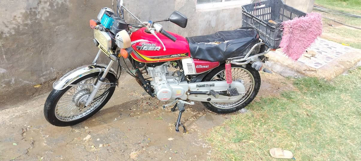 دراجة تايكر موديل ٢٠٢٠ شركة سونك أوراق استنساخ السعر ٥٠٠ الف رقم *********** قرب سيطرة الآثار وبيه مجال
