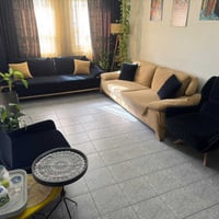 تخم ٨ مقاعد نظيف كلش وجديد ممستعمل هواي  ويصير سرير عريض مشتري من ارز ...