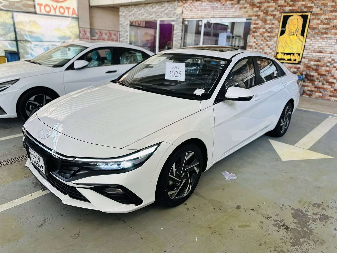 النترا. 2025 زيرو. السعر153  رقم اربيل. 

معرض قلعه اربيل،،،.           بابل طريق حله نجف. 

تحطيم الأسعار.       السعر153.   زيروووو. 

النترا.    2025     رقم أربيل       
    
المواصفات فوووول      .      محرك 1500 دبل نوزل دوش 
شاشه ديجتال 
بصمه                            جام عل ريمونت اوتو 
كشنات جلد 
هند بريك بصمه         تحويل.  اووكاله
اوتو هولد                  
فتحه سقف                   
محرك 1500دبل نوزل                            
حساس لايت 
حساس خلفي بلادي 
حساس أمامي بلادي 
تبريد قطعتين
كاميرا خلفيه بلادي 
جي بي اس
نضام تشغيل الكاميرات 
شاشه  كبيره اصلي ابل كار بلي 
نضام ترحيب مري شفط
نضام مود درايف إيكو وسبورت و عادي
تحكم ستيرن فول 
ويل كب كروم حجم 17
لد امامي نهاري
 شباك نيكل
مانع انزلاق
مانع انحدار 
لايت عدسات زنون 
ايرباكات
جهاز موازنه ABS

للاستفسار الاتصال 

*********** مصطفى المسافر
*********** مقتدى المسافر
***********  احمد المسافر
