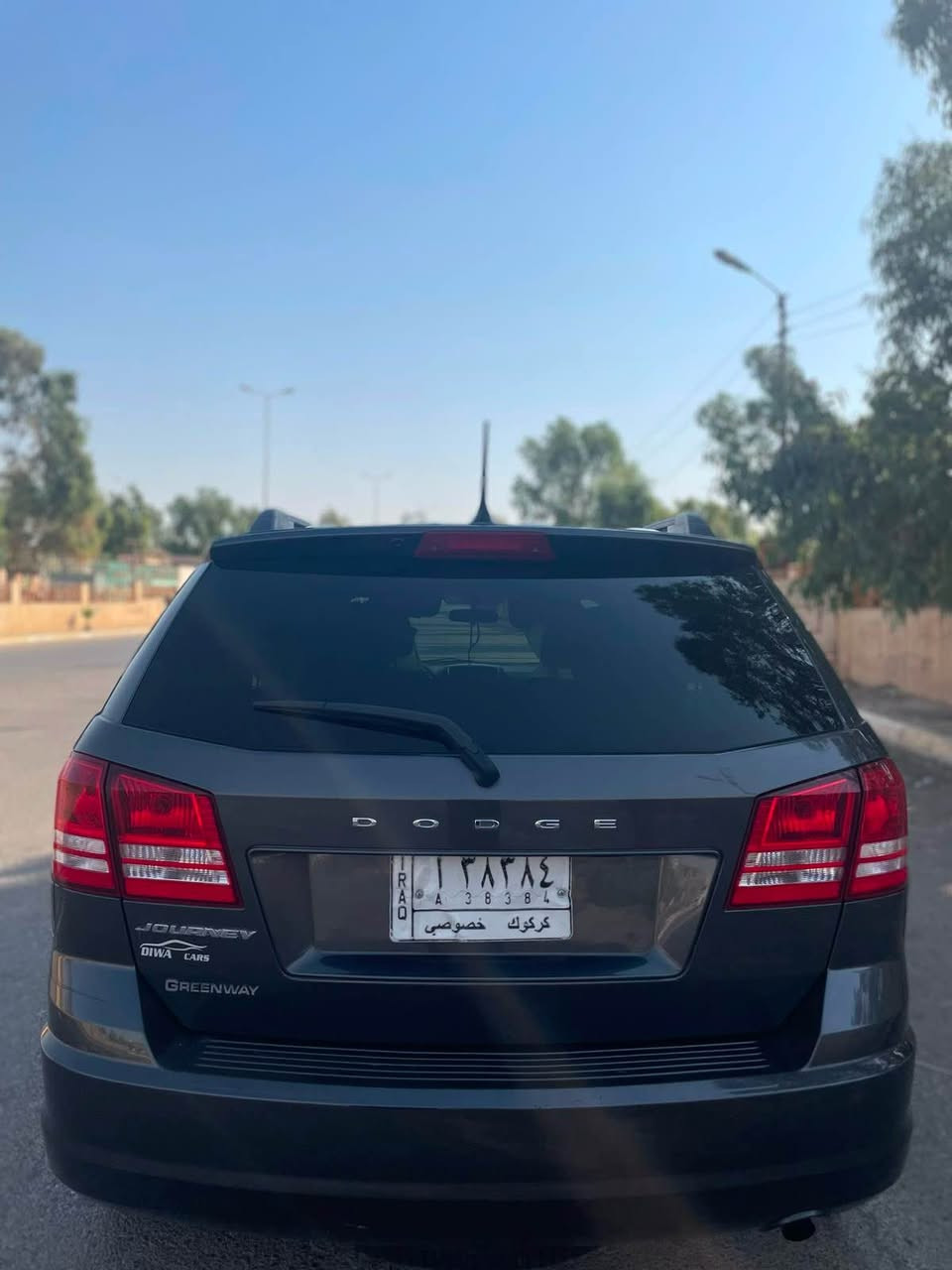 DODGE  JOURNEY SE 2018🩶

سياره رقمها كامل باقي بصمه الشركة ✅

4 سلندر *
سبعه راكب*
بدون شواصي بدون ايرباك بدون دواخل حادث سطحي* 
كير ومحرك بشرط*  
تبريد ثلج*
 سياره مناقصها ايشي *
لونها رصاصي غامض 
ماشيه السياره (96الف كيلومتر) وقابل للزياده 
للاستفسار اكثر : *********** كركوك, العراق
