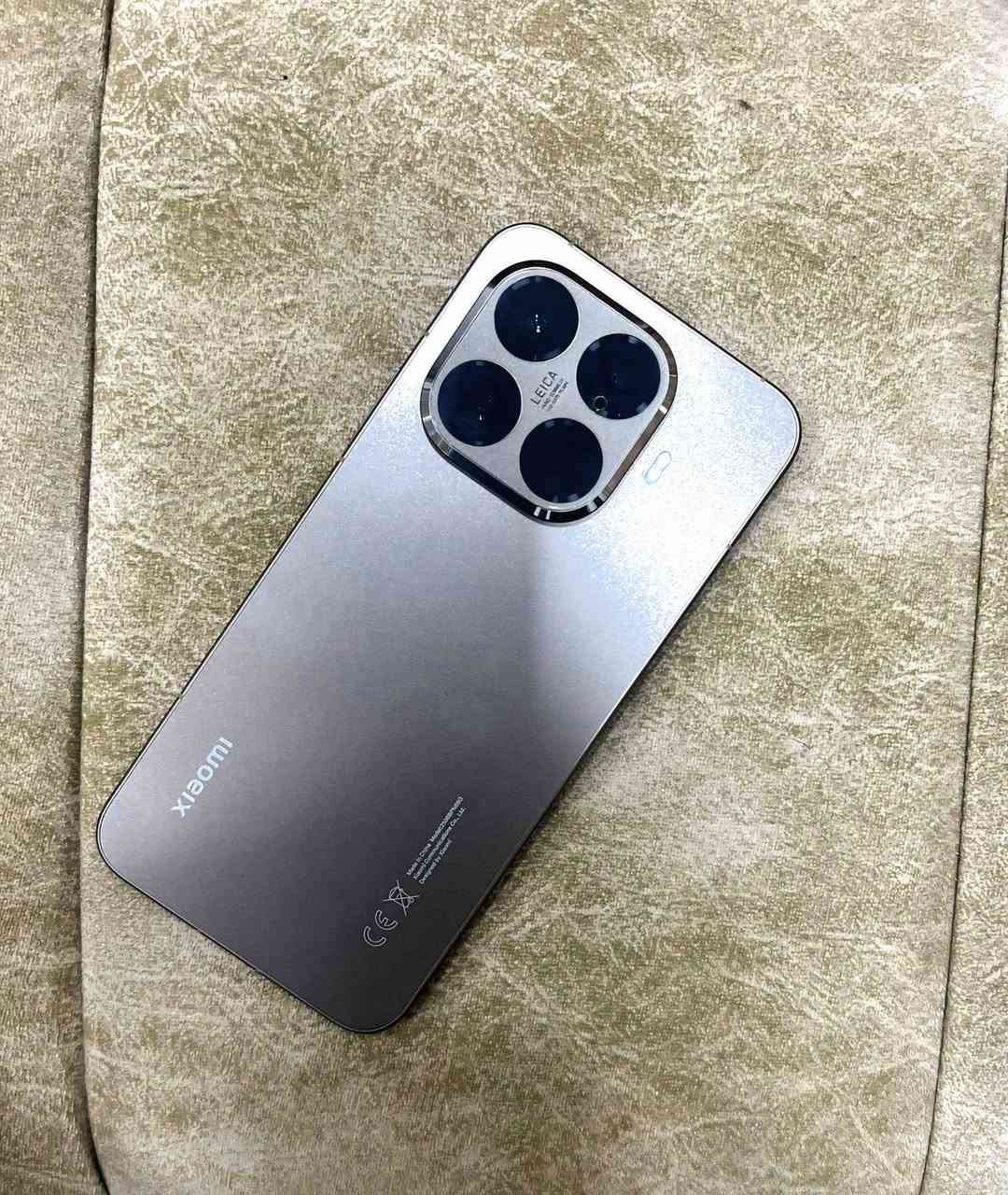 السلام عليج جهاز شاومي للبيع
جهاز شاومي 15 تي برو ذاكره 512 
الجهاز استخدام قليل جدا شهر صارلي من اخذته من شركة شاومي الجزائر وصله وياه وشرط ملحقاته ممستخدمات ونظافه 100٪100
بطاريته 100
الجهاز مكفول من الشخط 
ملحقاته (كارتون+شاحنه+كفره الاصلي+لاصق للشاشه+لاصق لعدسات الكاميرا+كفر واير لاس)
للبيع السعر 700 الف وبيهه مجال  

عنواني البصره-الامن الداخلي 
رقمي ***********
