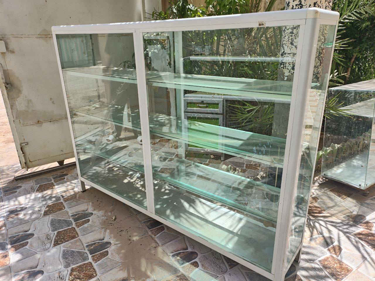 للبيع يرهمن لكلشي اسواق موبايلات مكانهم بعقوبة اتصال على الرقم *********** سعرهن 200 الف
