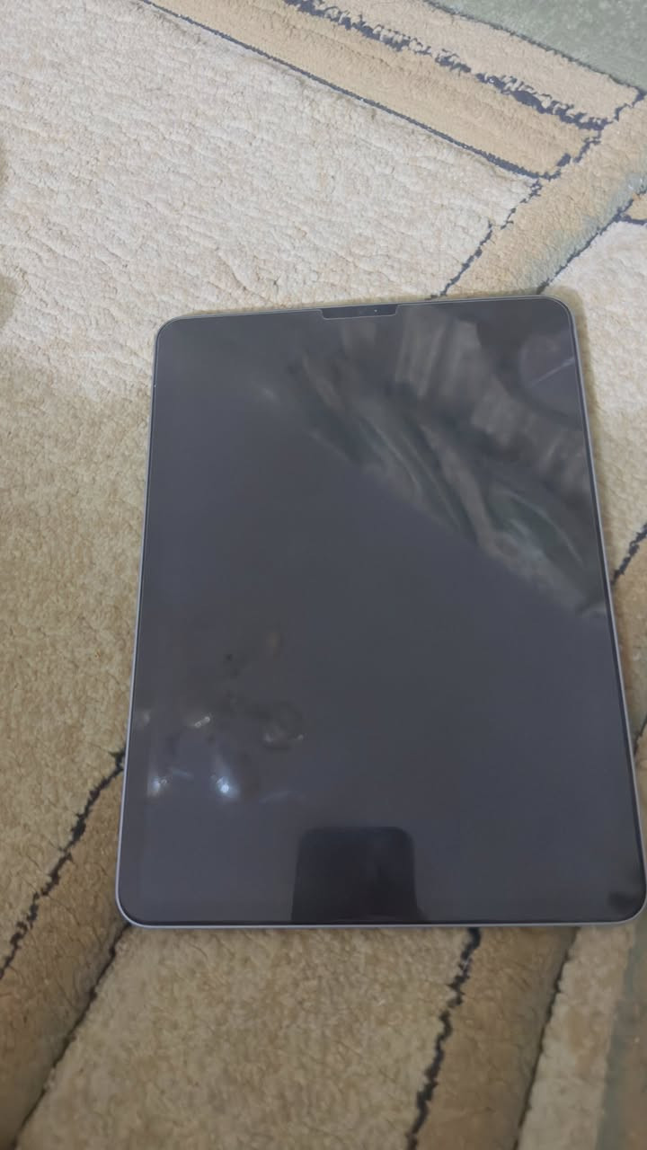 ايباد 11 للبيع m2 ذاكرة 256 كارتونة ويا  ايباد نضيف استعملته فقط للدراسه سعر ٨٥٠ وبيه مجال بطاريته ٩٢ مكاني كربلاء


**إذا كنت صاحب هذا الإعلان وتريد حذفه لأي سبب، رجاءا أرسل رسالة إلى الدعم الفني**