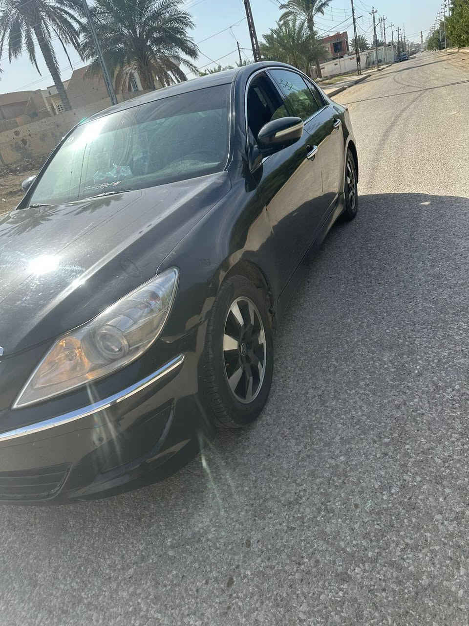 جينسزز موديل 2012 السياره محرك 6 للبيع او مراوس حسب القناعه السياره فول فتحه تبريد تدفئه بلكشن شاشه كامره جاهزه من كلشي السياره كير محرك مكفول بيها صبغ جاملغ او بابين ثنين بدون معجون او بدون اي دواخل شرط مكفوله لغد والشواصي هم شط رقم بغداد السعر 119 وبيها مجال الرقم ***********
