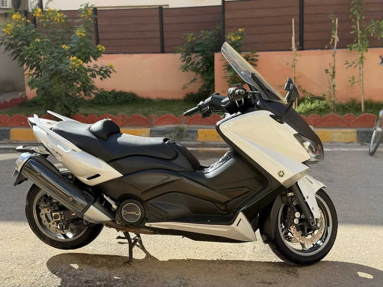 السلام عليكم
تي ماكس 14 مرقم رقم بغداد مميز تحويل ثاني يوم دراجه مكفوله كشر ومكينه 
عنوان بغداد ناحيه لوحده قرب بسمايه 
*********** 
سعر اتصل وبيك خير وادلل مو شراي لا تعبني
