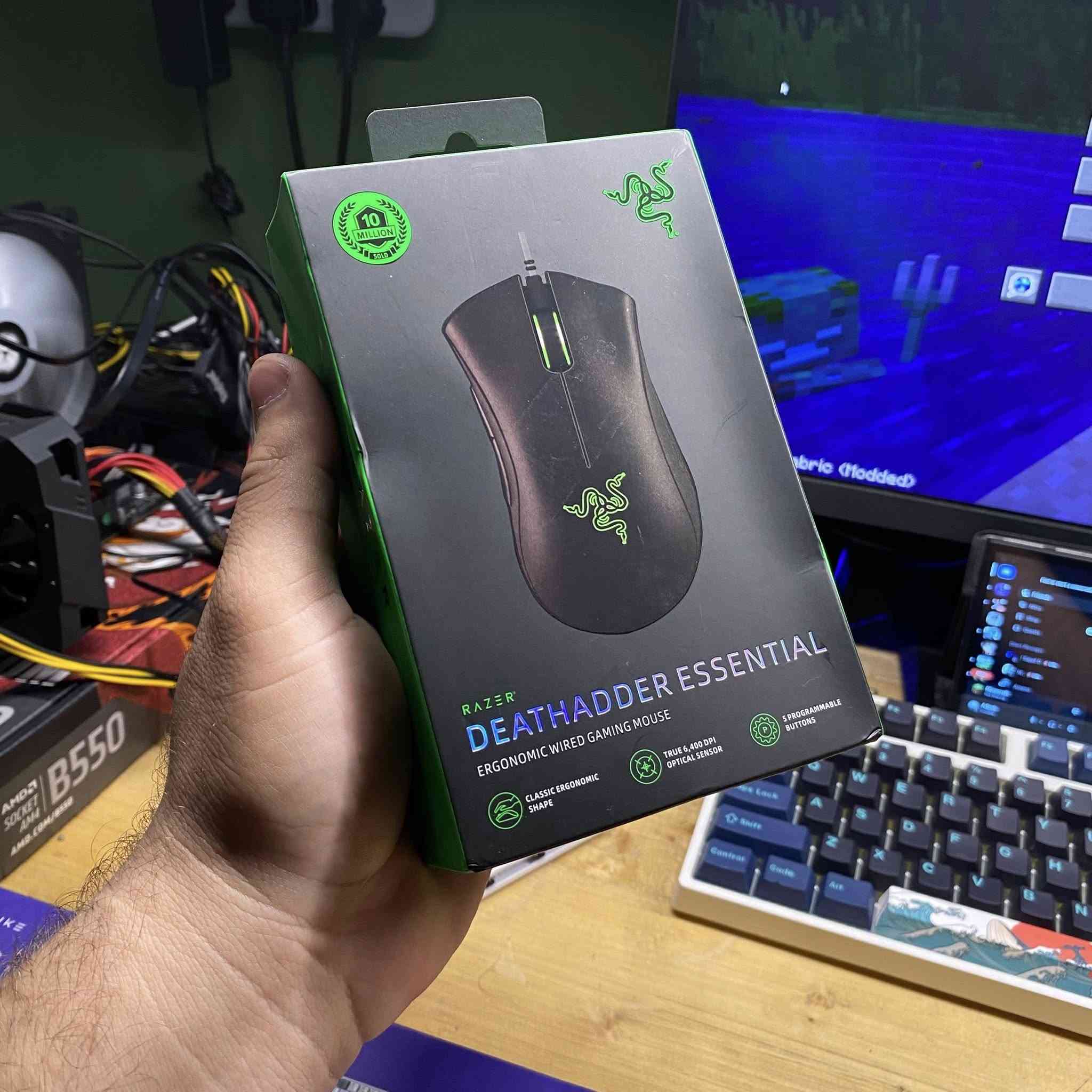 سلام عليكم
حسابي القديم متوقف مؤقت (Adeeb Aiad)

- مبرد هوائي ثيرملتيك مستخدم  كامل سعر : 20

- مبرد هوائي كولر ماستر مستخدم كامل سعر : 20

- سماعه هيدفون سعر :10

- كيبورد FUN60 pro مغناطيسي سعر : 30

- كيبورد K500 سعر : 20

- كوستم كيبورد ابيض واير لس سعر : 25

- كيبورد و ماوس مكتبي ابيض سعر : 15

- كي كابس 150 قطعه سعر : 10

- نشره شاشه تفاعليه سعر : 10

- ماوس ريزر واير سعر : 20

- ماوس MAD DOG مستخدم سعر : 15

- ماوس VERTICAL سعر : 10

- ماوس ثابت ELECOM سعر :15

- هب مراوح كنترول سعر : 10

- جويستك M1 واير لس سعر : 15

- سيار كهرباء سعر : 10

- سبيكر ابيض سعر : 10

- لد بار مكتبي سعر : 10

- كيبل ريزر جيل 3 سعر : 10

اسعار ثابته و مناسبه و توصيل 5 الف


**إذا كنت صاحب هذا الإعلان وتريد حذفه لأي سبب، رجاءا أرسل رسالة إلى الدعم الفني**