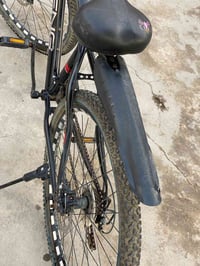 بايسكل جبلي للبيع 🚲🔥 دبلات شغاله ⛓️ بريكات هيدروليك 🛠️ يحتوي على 10 كي...