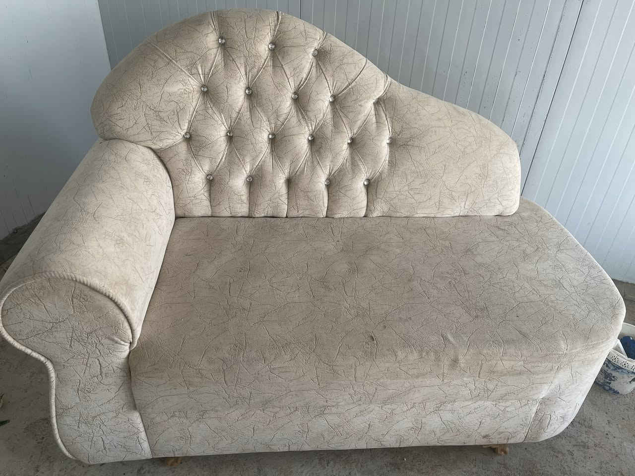 للبيع محل ( بنل) 
شازلون
فاترينا 
كوشة مع كل التفاصيل 
للاستفسار اكثر مراسلة الصفحة
او الاتصال على هذا الرقم
***********
