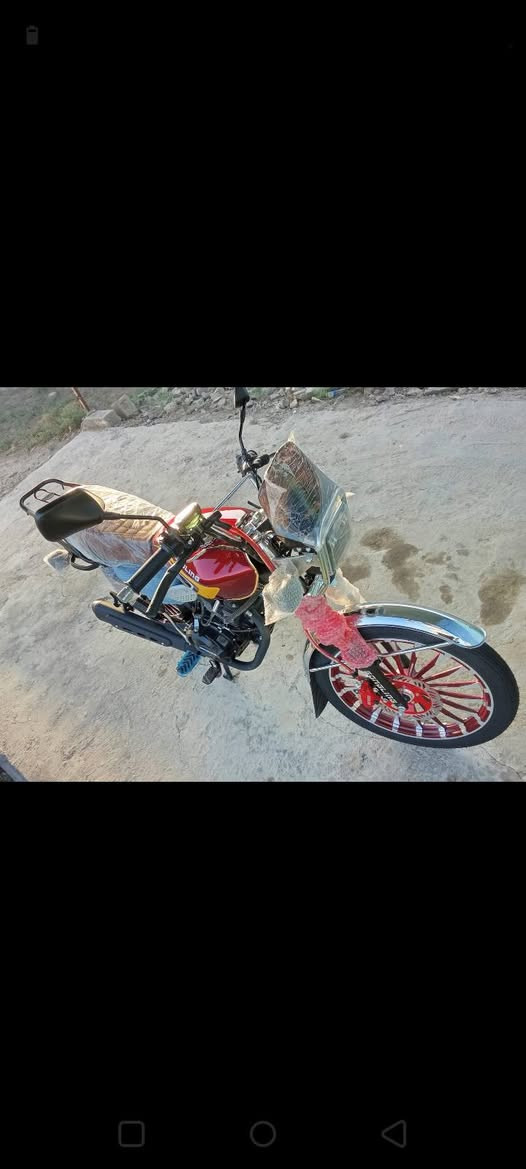 سلام عليكم
لبيع يراني 2026 سيفان ماروني 
مكفوله كفالة عامة 
محرك 2000
ماشيه 3 الاف 
دشبول الكتروني 
تشغيل عن بعد 
لايت خلفي LE
دراجه اخت الزيرو 
ختم سونك الصلي 
بصمات 2 سويجات 2 
مكاني بغداد 
***********
