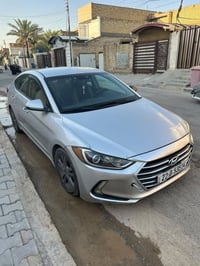 النترا • ٢٠١٧ • صدرها تعبان