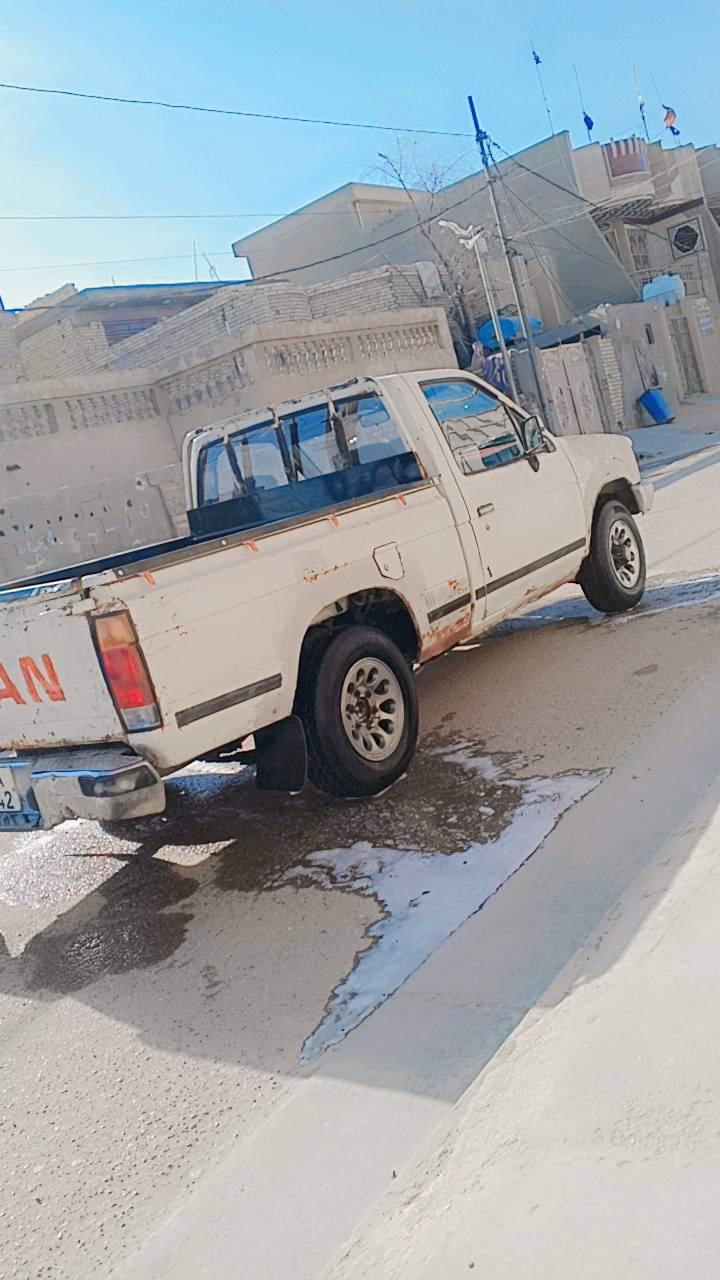 سلام عليكم بيكم نيسان 91رقم بغداد نكليزي تحويل مباشر تخم تاير جديد ويل كب مكينة وكير خير من الله شاصي لا خياس ولا شي الحمدالله صدر من دعامية لدعمية جديد سيارة مال جناي لا بية صبغ ولا ضربة بلادية عرضة 27وبية مجال الطيبين او مراوس حسب القناعة مكان بغداد ***********
