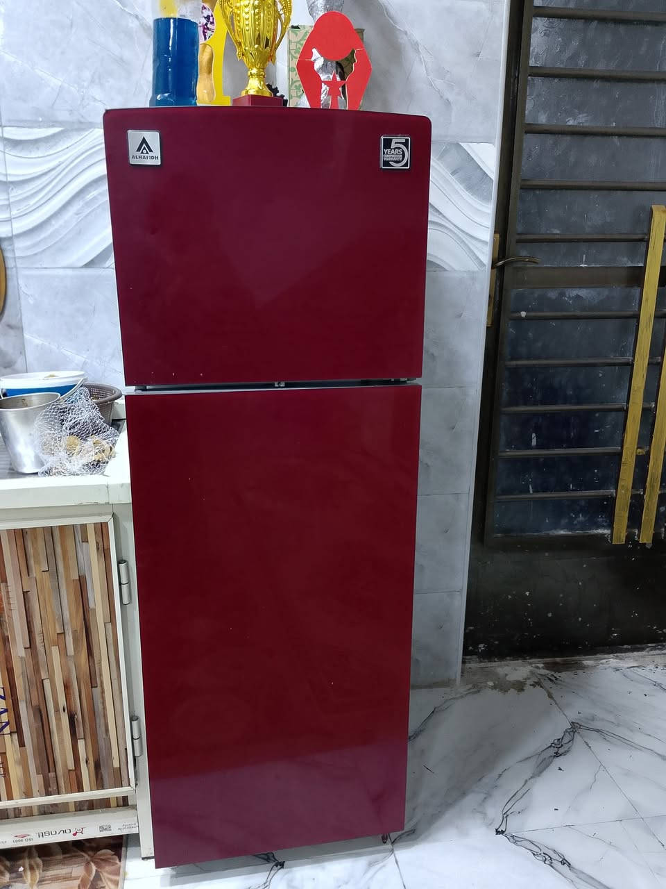 غراض البيع نضيفات كلش الثلاجه 180 الزوليه اج دي ويه  التخم تكمه 10مقاعد السعرالزوليه والتخم 250 تصل على رقم ***********حي البساتين
