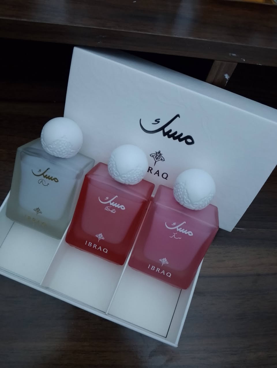 عطور درجه اولى ماستر كوالتي عالي توفر بالاسعار حلوة 
للحجز واتس ***********
