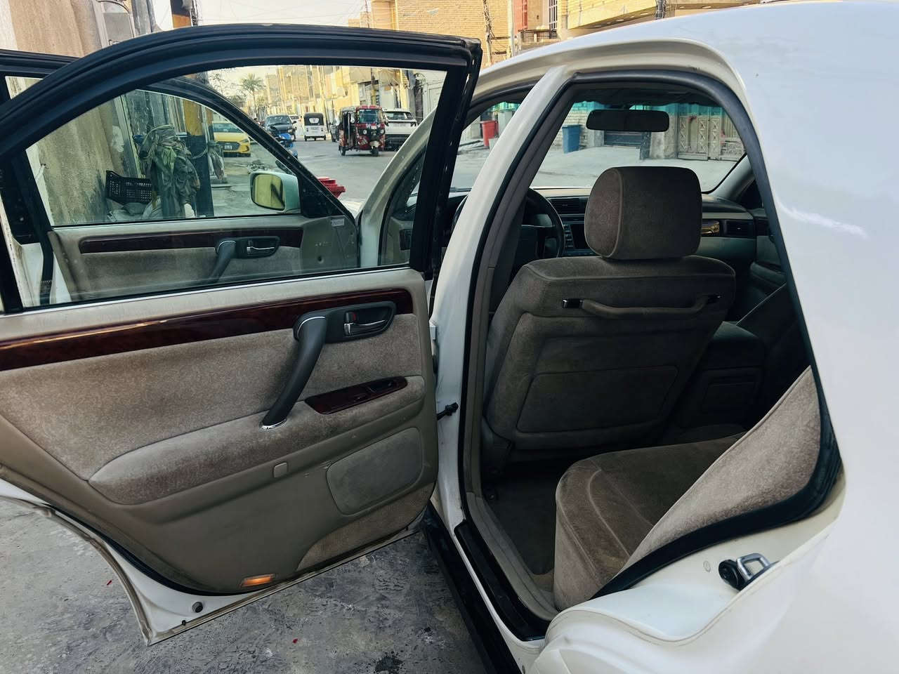 السلام عليكم سياره ادوات سنويه والرقم مطابق عنوان بغداد والسعر 45 للاستفسار على هذا الرقم *********** مكلف بلنشر
