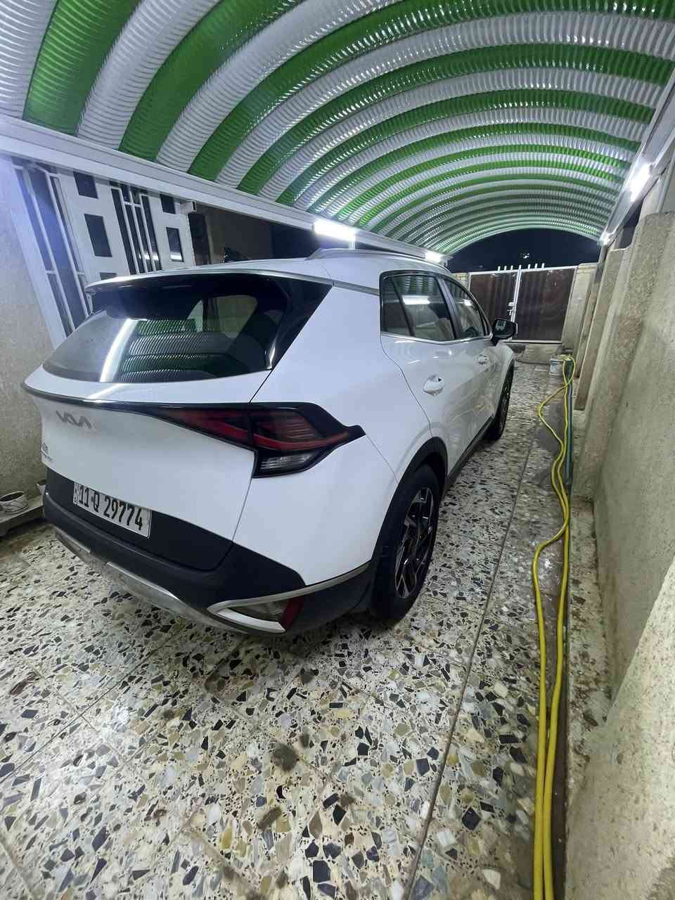 السلام عليكم 
كيا سبورتج خليجية للبيع أو مراوس حسب القناعة 
موديل 2025
كفالة عامة من كلشي 
السونار مُرفق بالصور 
رقم بغداد بأسمي 
ماشية 24 ألف كم 
فول مواصفات 
قمارة حديد 
كشنات كهربائية 
يوجد رادار جانبي
تشغيل عن بُعد
جنطة كهرباء 
برده خلفية 
تدفئة كشنات 
تدفئة ستيرن 
حساس خلفي أمامي 
سايد بريك بصمة
شحن لاسلكي
ويل كروم 
لايت LED مع حاجب أمامي 
مُغلفة بالكامل كشنات و أرضية 
مكان السيارة واسط_ الكوت مركز المحافظة 
للأستفسار الاتصال على الرقم 
***********
