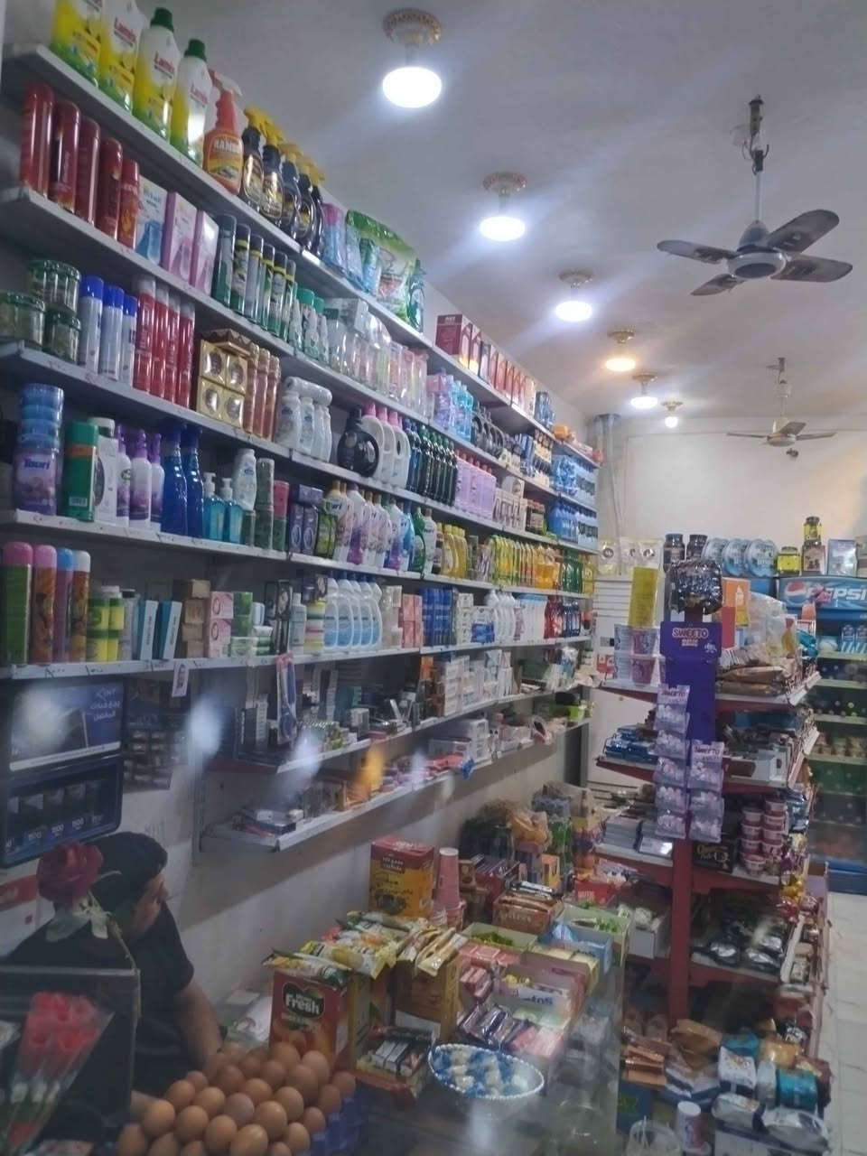 ‎اسواق للبيع في حي الرساله مقابيل مدرسه غرناطه. ***********‎ Singapore
