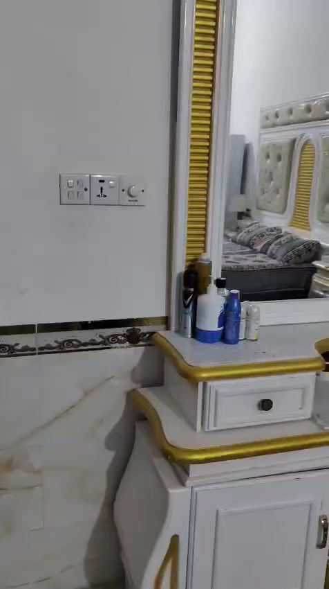 بمليون ونص وبيها مجال


**إذا كنت صاحب هذا الإعلان وتريد حذفه لأي سبب، رجاءا أرسل رسالة إلى الدعم الفني**