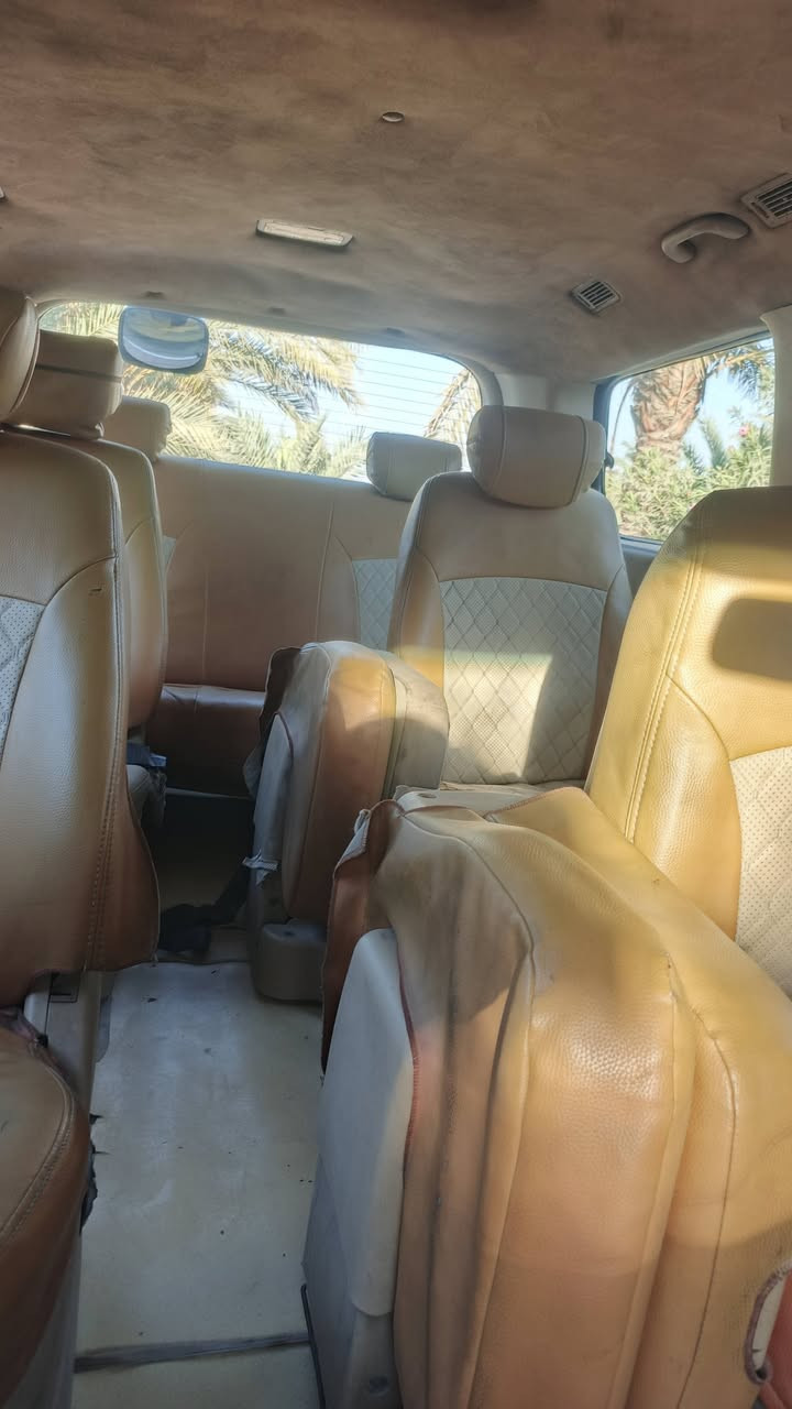 ستاركس ٢٠١٠ مكفولة فقط مكانين بارد تبريد شغال جاهزه من كلشي 
للاستفسار الاتصال ع صاحب السياره رجاءا لا تراسل اتصل ع صاحبها 
***********
