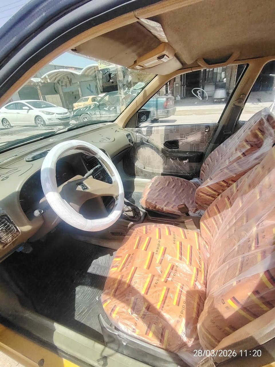 اسلام عليكم بيجو 405 للبيع سياره جديده مال جناي مكينه كير مكفولات حداديه تخم تاير كهربائيات كلها شغاله دواخل  جديده جام كهربائي شغال مشط بور ابريك كله جديد رقم انكليزي نجف مصفره هيه وغرامات سنويه 31 هزه جديده مشروع وطني سياره بسمي تحويل مباشر سعر 27 بيها مجال للشراي مكاني بابل *********** خاص مغلق
