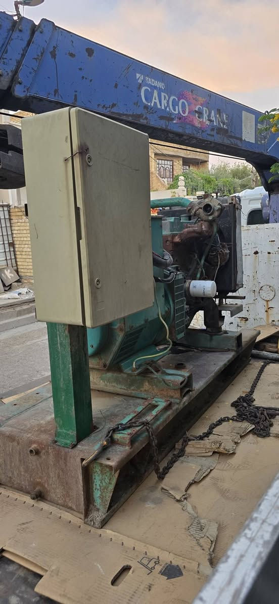 السلام عليكم مولد كمنز 45 kv مستعمل للبيع شغالة هلى الفحص العنوان بغداد الزعفرانية رقم الهاتف ***********
