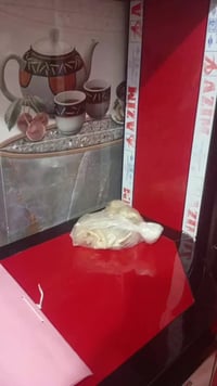 كونتر المنيوم تركي تفصال مستخدم قليل ومناسب مرمر ٩ متر مربع لبيع ٠٧٧٣٢...