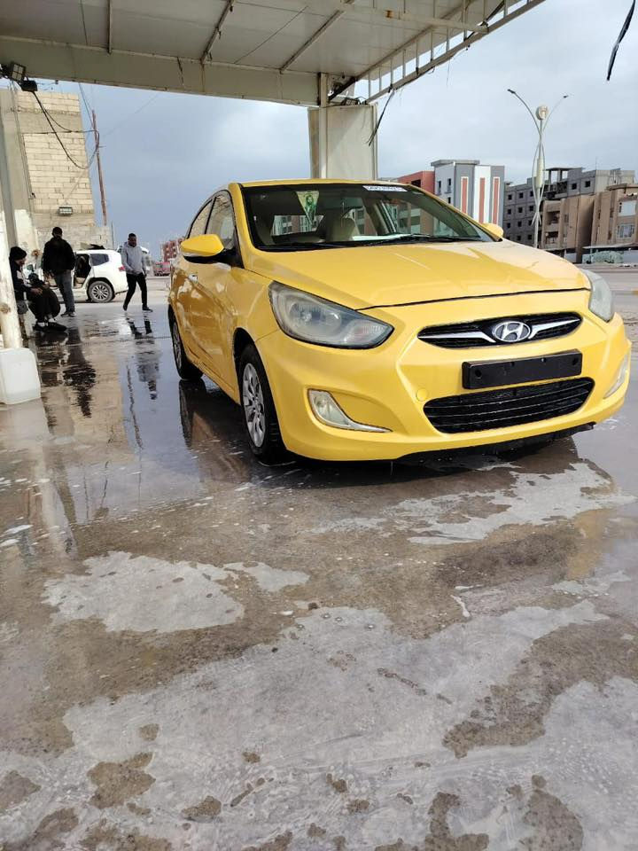 سلام عليكم  اكسنت خليجي  2014 مكفوله كفاله عامه من ضربه وتبديل محرك 1600 دوش كير مكينه كفاله حداديه جديده تخم تاير جديد تبريد ثلج رقم قادسيه 
مكاني ديوانيه مركز  لشراي يتصل وبي خير ويدلل 
***********
