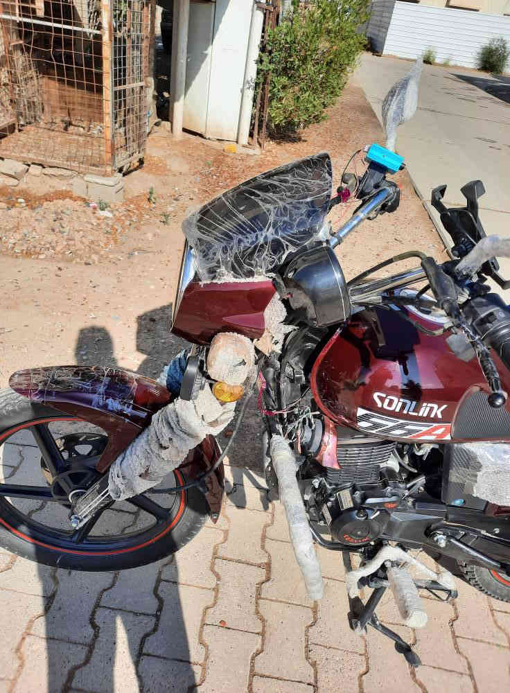 اخون مكلف دراجه سلونك ديوان مديل 24 مستعمل 32 يوم جديد منفيس بصمات سويجات دراجه تخبل وشرط تجي وتشوف بعينك زيرو لون يخبل مكاني مجمع الدور محرك 200 ضاغطه. هورن بوش اصلي زنون امبثري جديد مفوله السعر مليون 300 وبيها مجال اتصل وتشلع عيوني *********** مكاني صلاح الدين مجمع الدور
